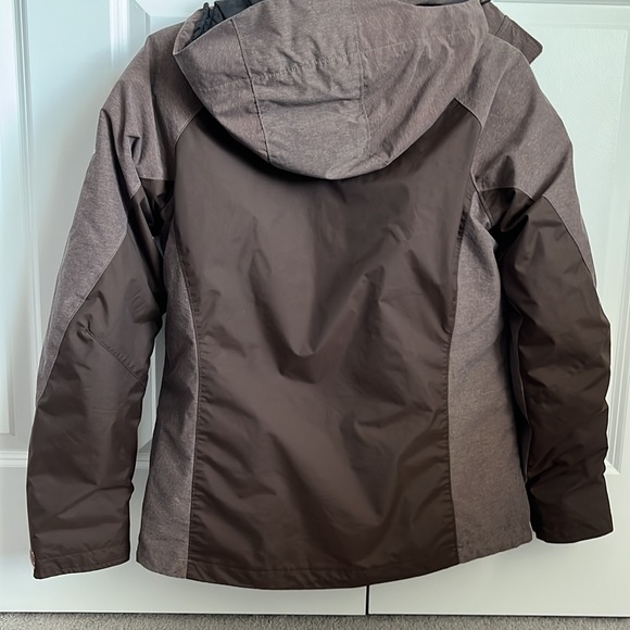 Double Shelled Interchangeable Brown Columbia Jacket - Picture 5 of 12